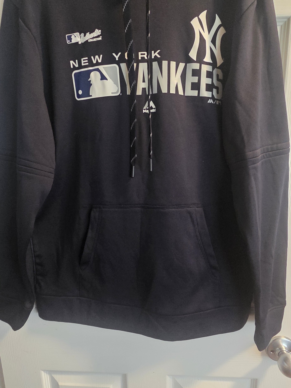 Majestic New York Yankees Navy Hoodie - Men's Pullover Medium